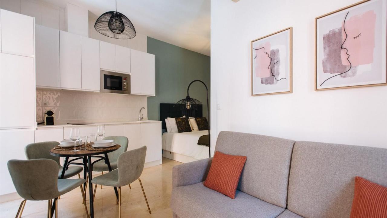 Chiqui And Vicente Suite Apartments Sewilla Zewnętrze zdjęcie