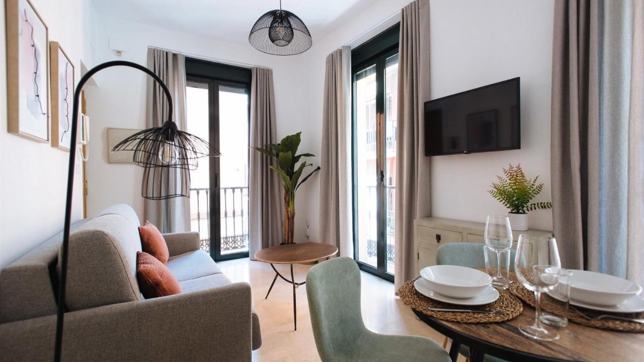 Chiqui And Vicente Suite Apartments Sewilla Zewnętrze zdjęcie